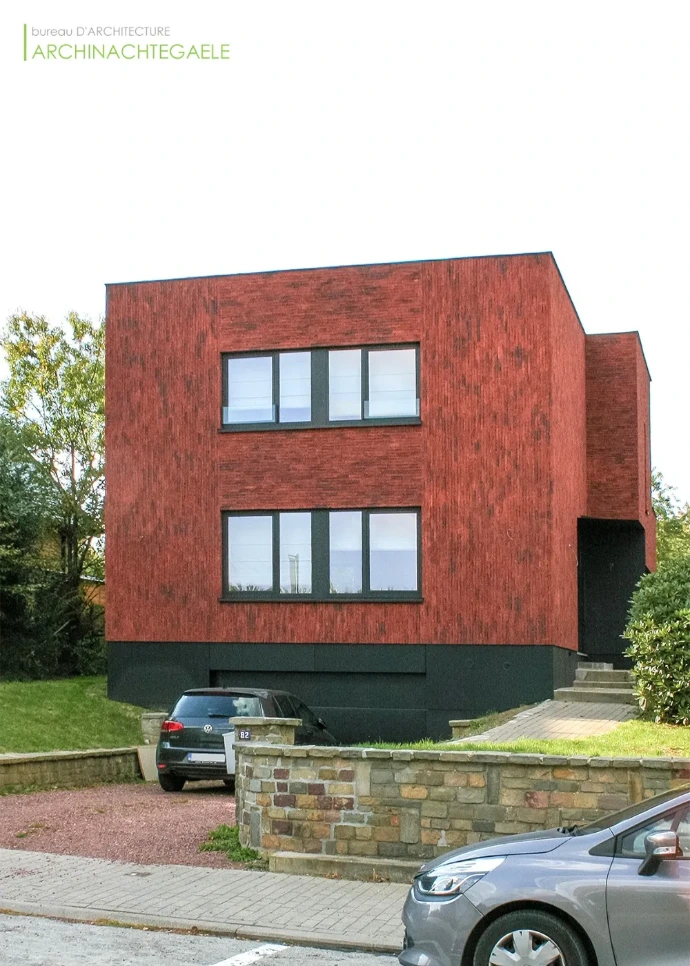 Photo façade avant briquette rouge
